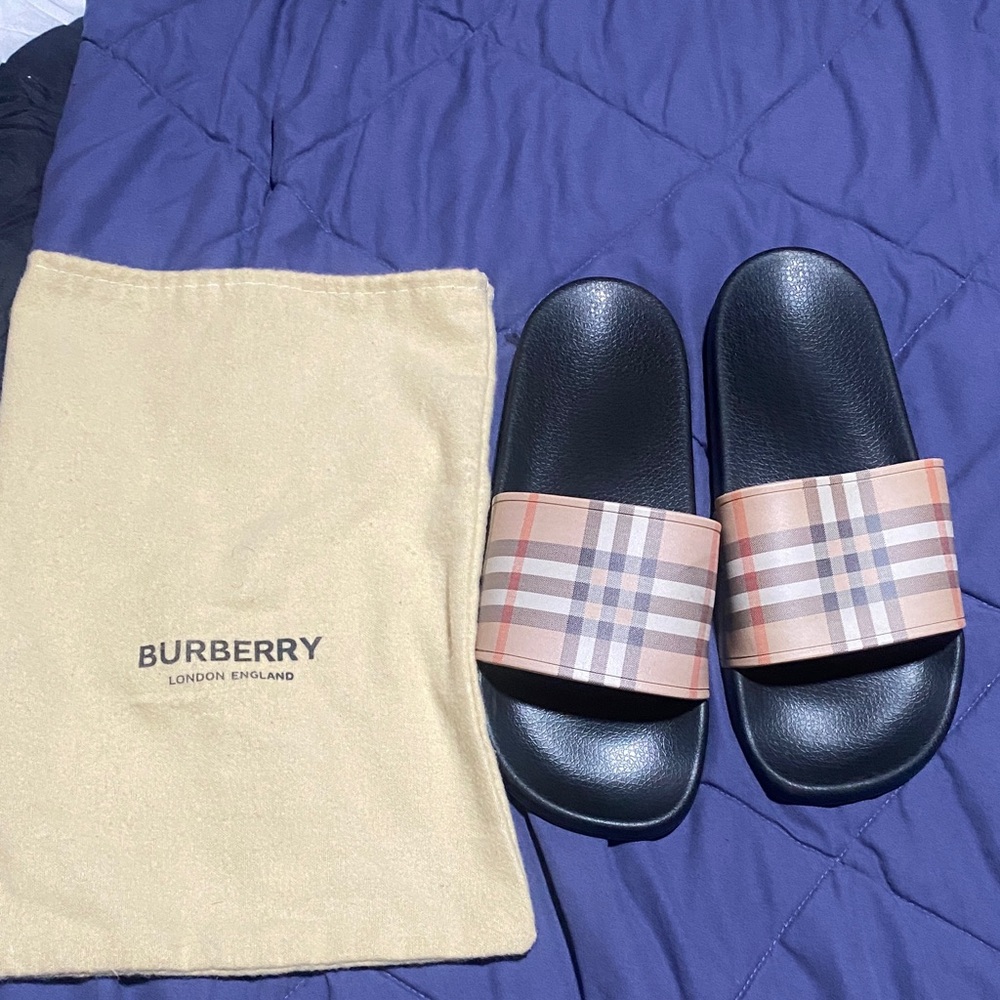 Burberry Men's Black and Plaid Slides